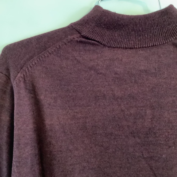 Joseph Abboud Men's Cherry color  Crew Neck Sweater - Size L *65% MERINO WOOL* - Picture 4 of 10